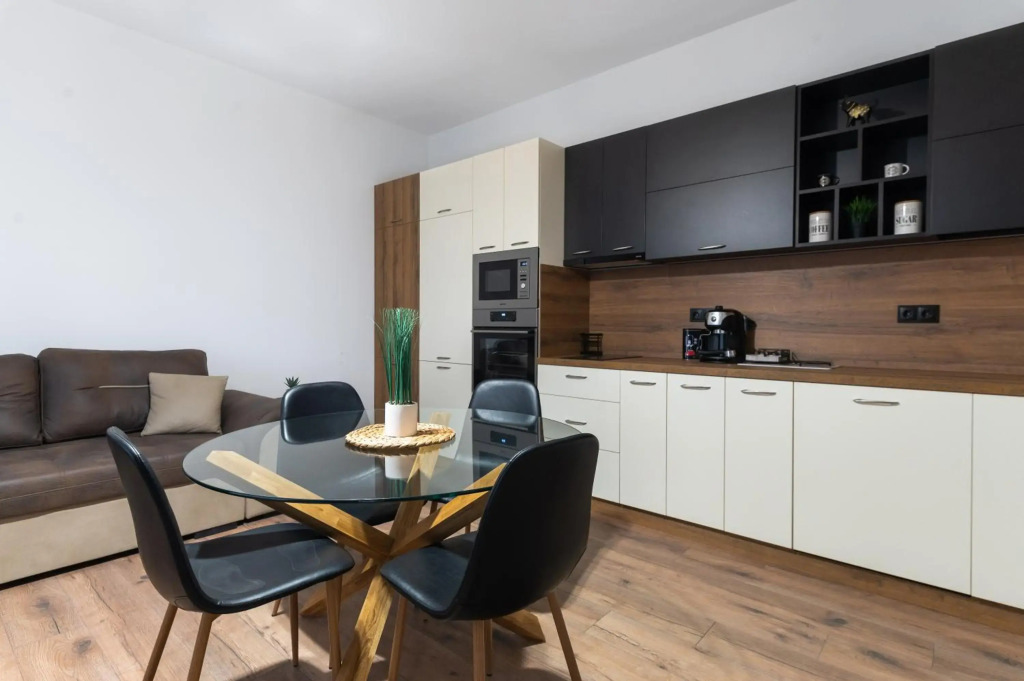 - La Luna - High-end 2BD Flat in the TOP centre