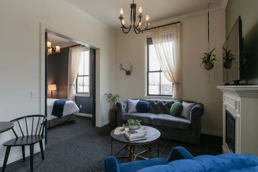 Atticus Hotel