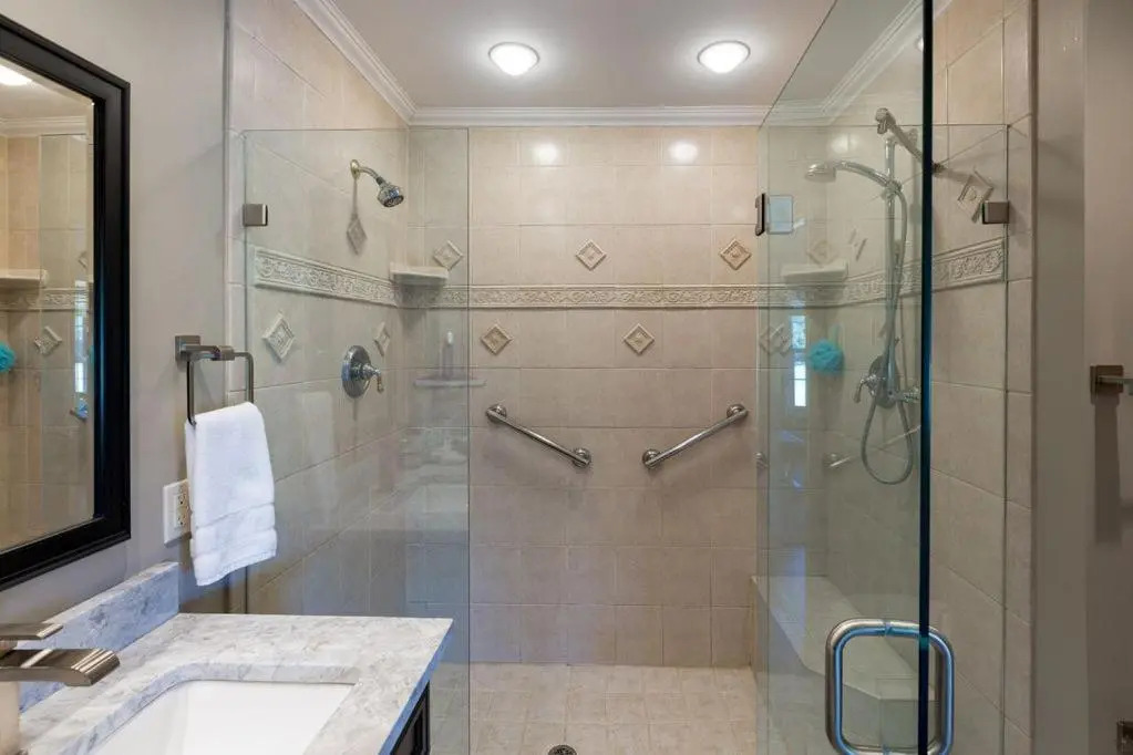 254 Evian 2 BR Shipyard Golf Condo
