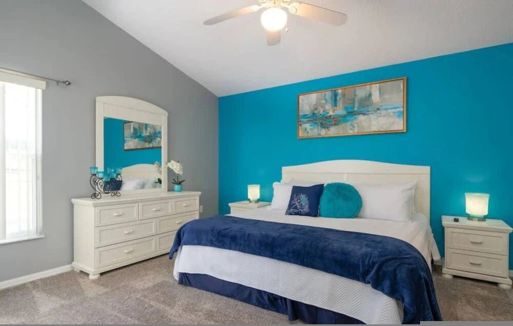 Spacious 4 bed 3 Bath Pool Home