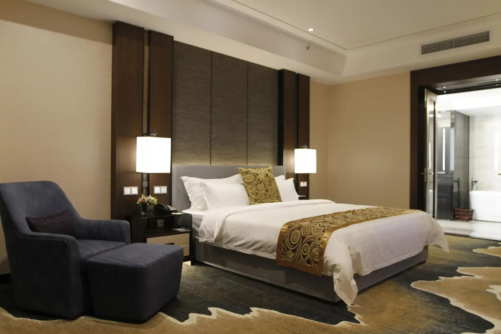 Qiankun International Hotel