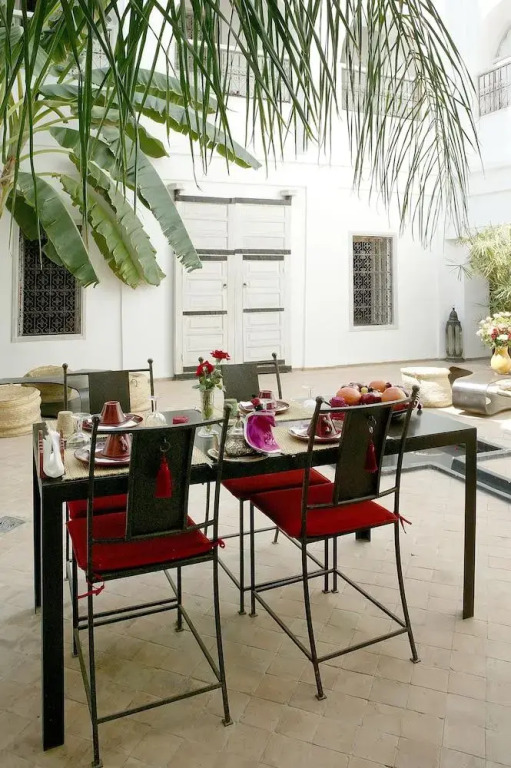 Riad O2