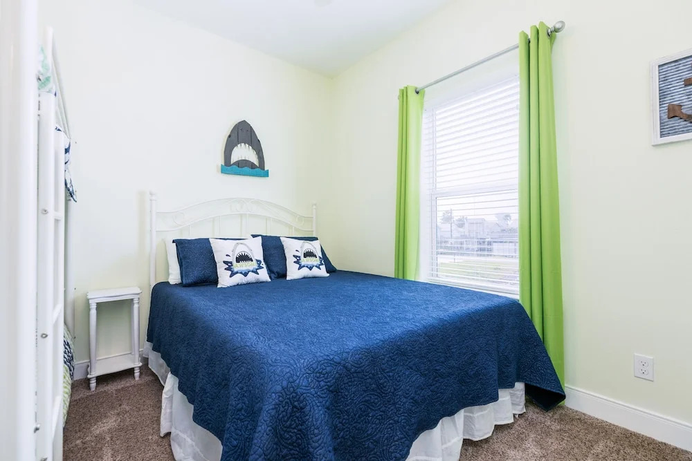 Fort Bend - 3 Br Home
