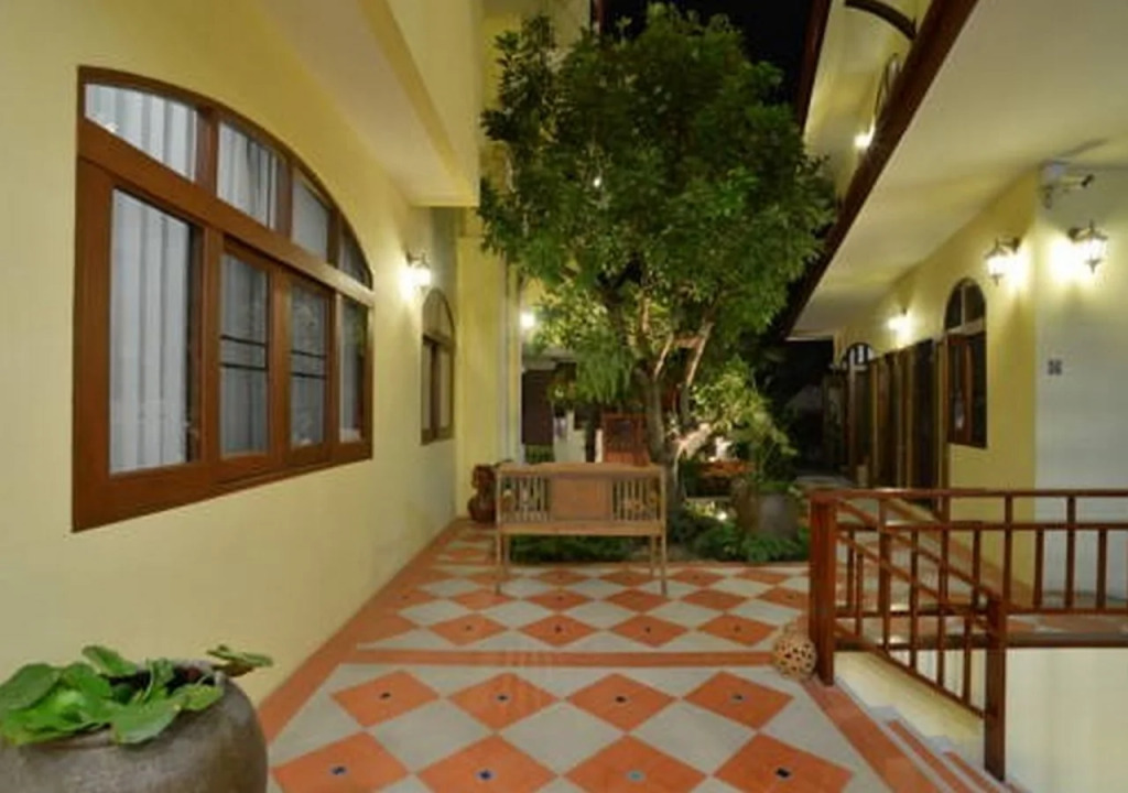 The Golden Wells Residence