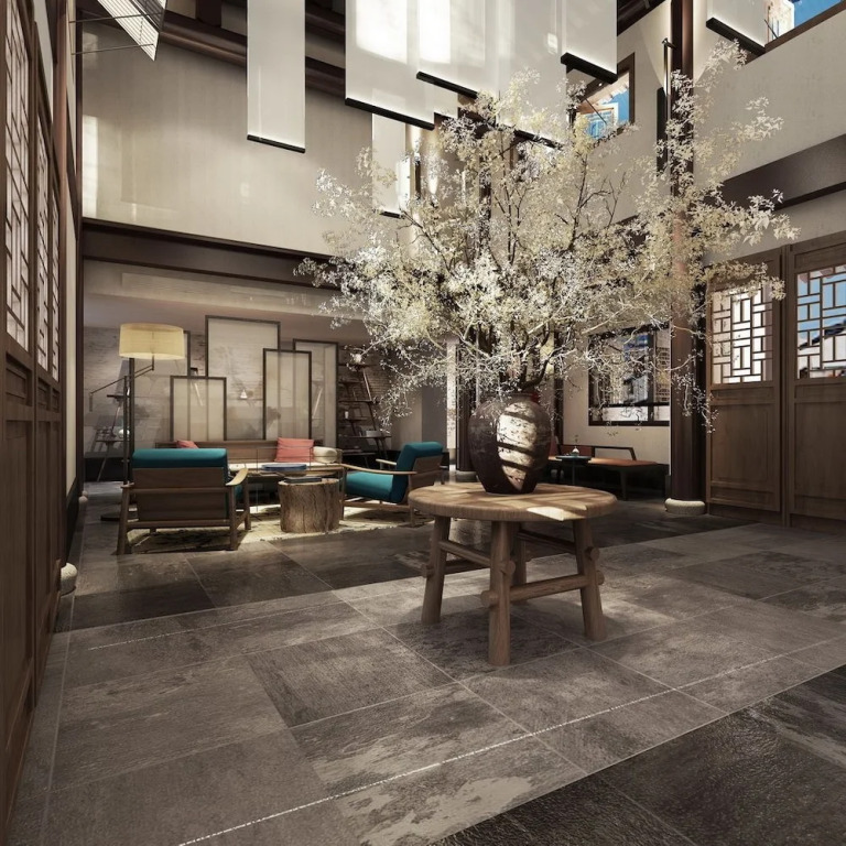 Uin Oriental Hotel
