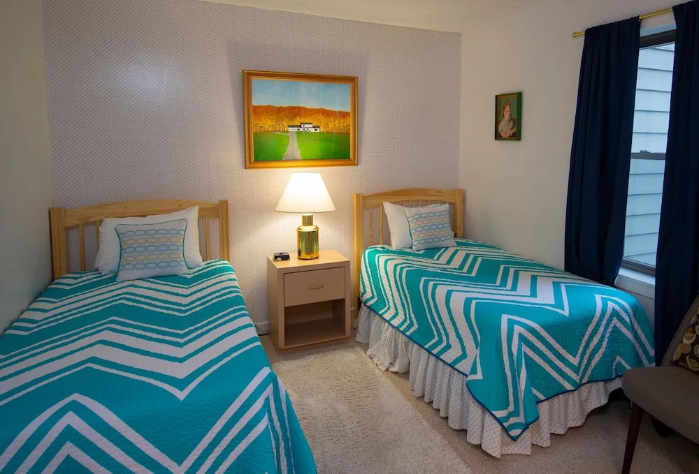 Spacious Winterplace 2 Br - Okemo 2 Bedroom Condo by RedAwning