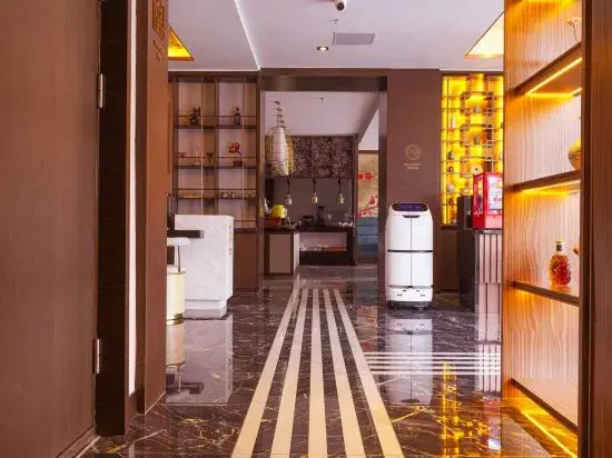 Jinjiang Metropolo Hotel (Qingdao Huangdao Golden Beach Resort, SUST)