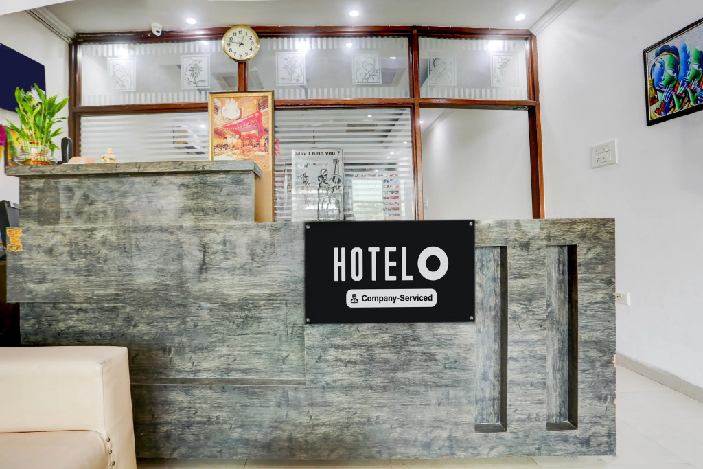 Hotel O by OYO Lohgarh Road Zirakpur Formerly JB Plaza