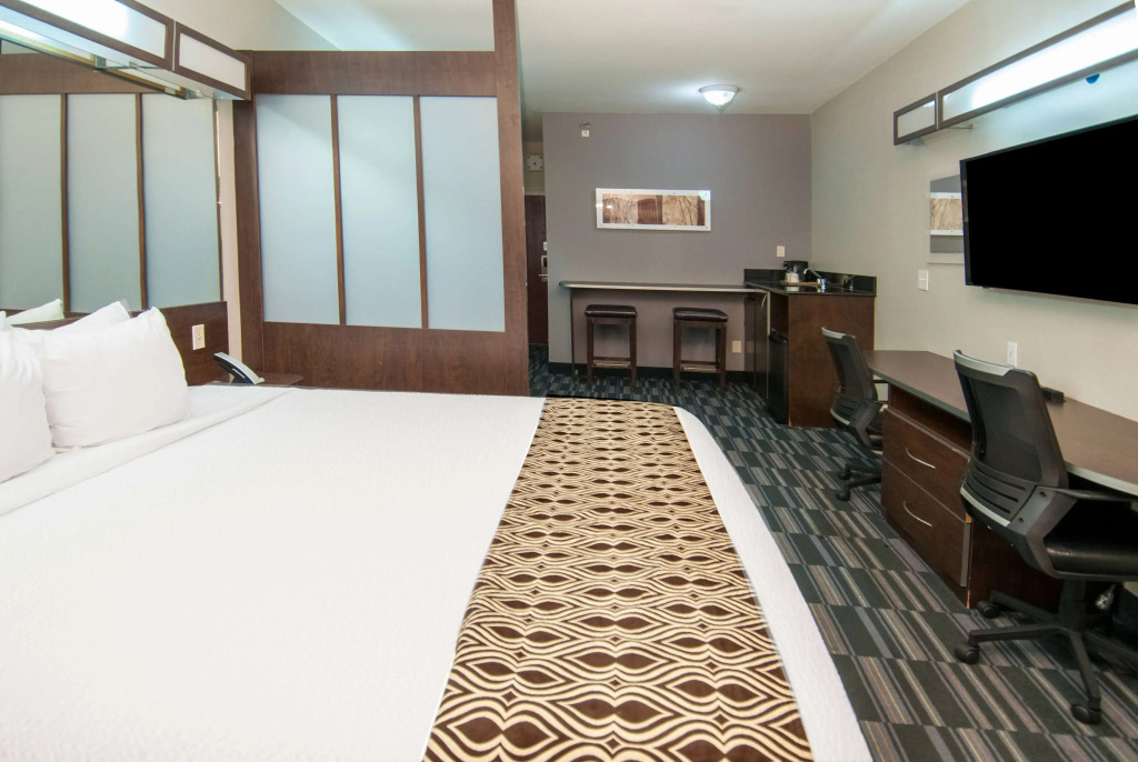Microtel Inn and Suites Lafayette