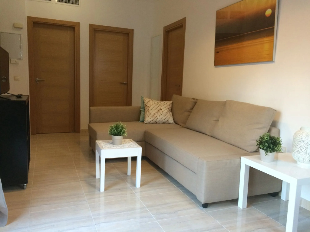 Life Apartments Alameda Colón