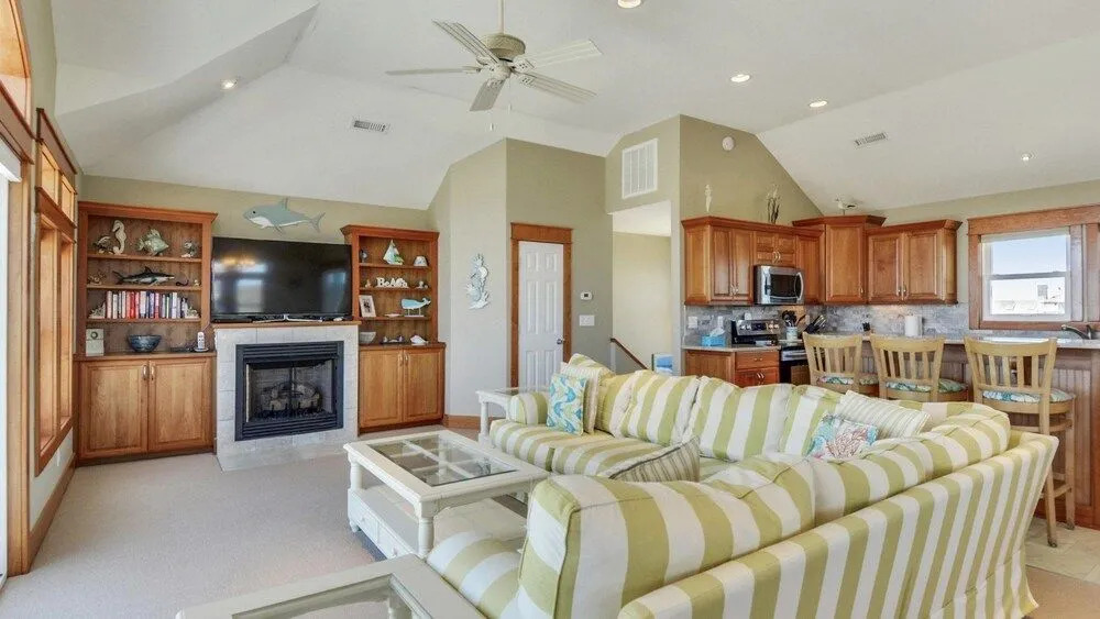 South of Disorder - 3 Br Home