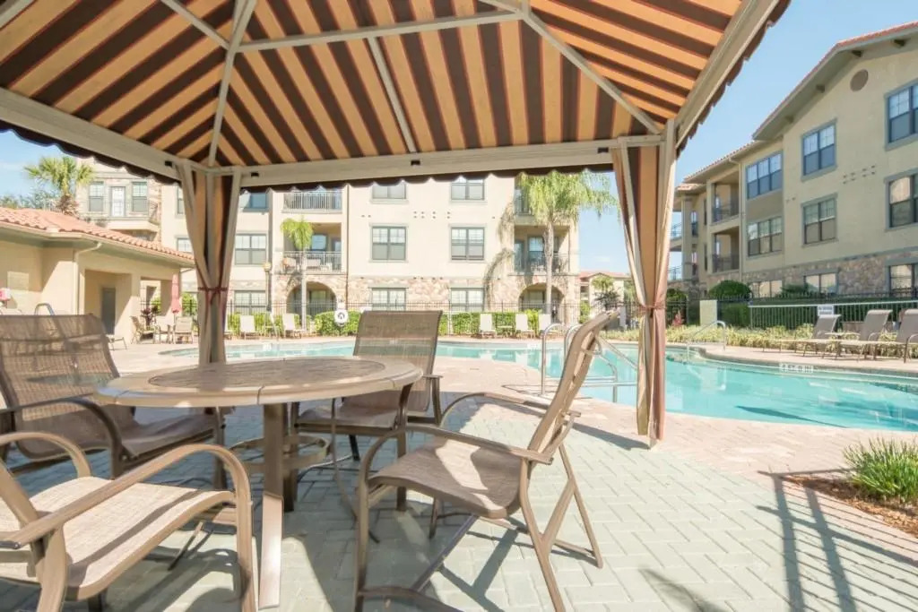 904 Charo Pkwy, Unit 533 4 Bedrooms, 3 Bathrooms