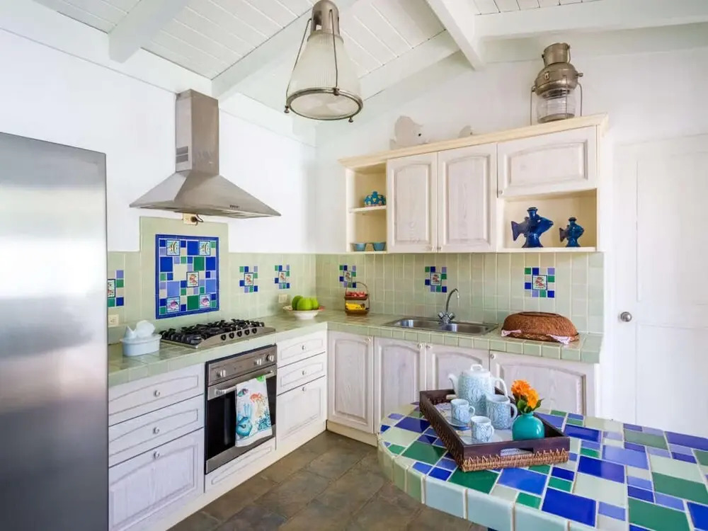 Sunny Vacation Villa 17