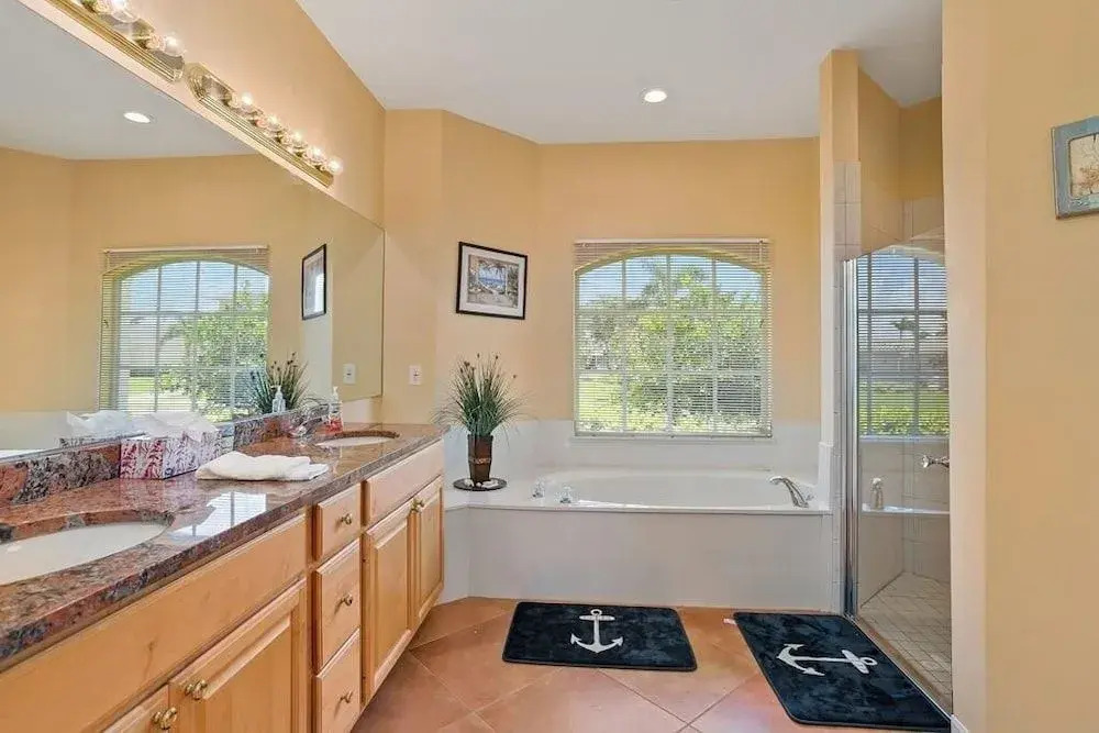 Barcelona Private Home #47937 3 Bedrooms 2 Bathrooms Home