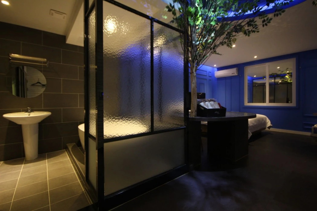 Aria Hotel