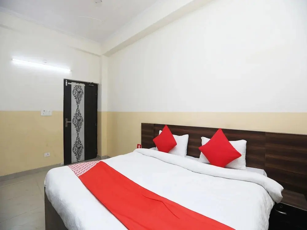 The Nest - Knowledge Park by OYO Rooms