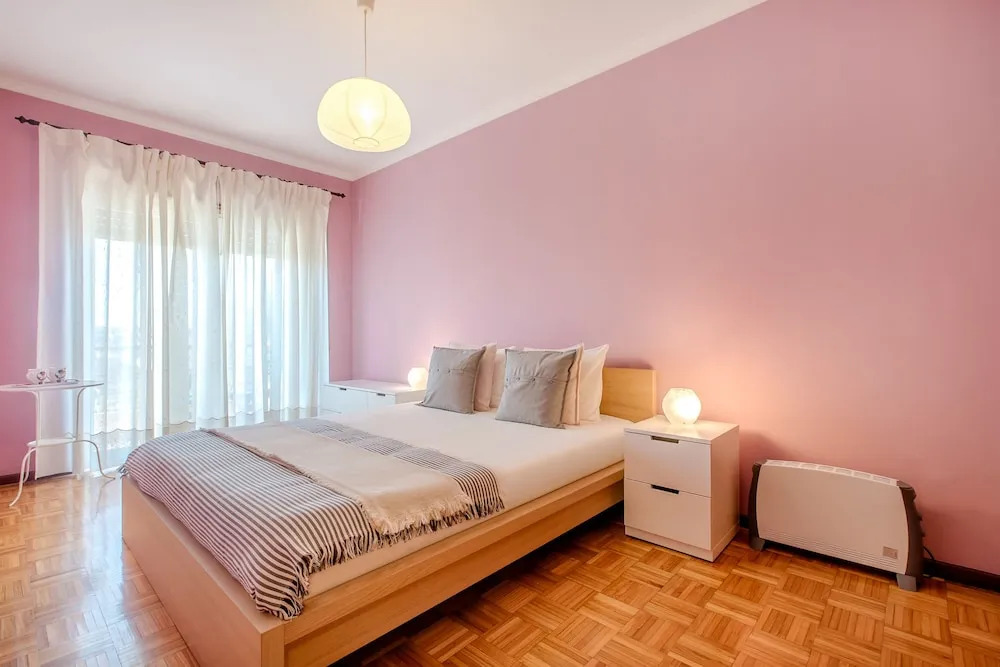 Espinho Family Stays Apartment