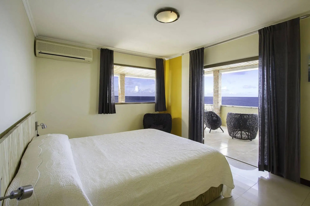 The Bellafonte - Luxury Oceanfront Hotel