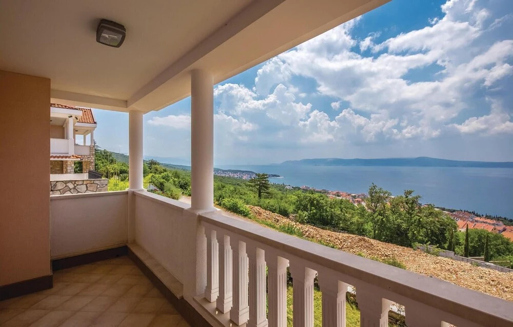 Nice Home in Crikvenica With Wifi and 2 Bedrooms