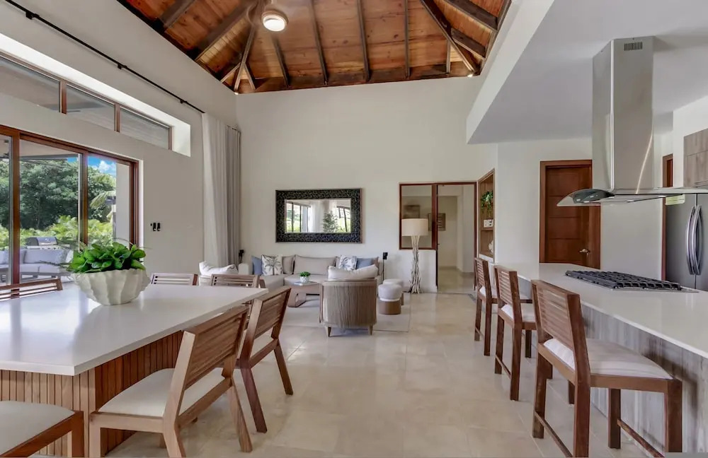 Luxury Cap Cana Villa with 3 Bedrooms, Plunge Pool, Maid, and Golf Course Access