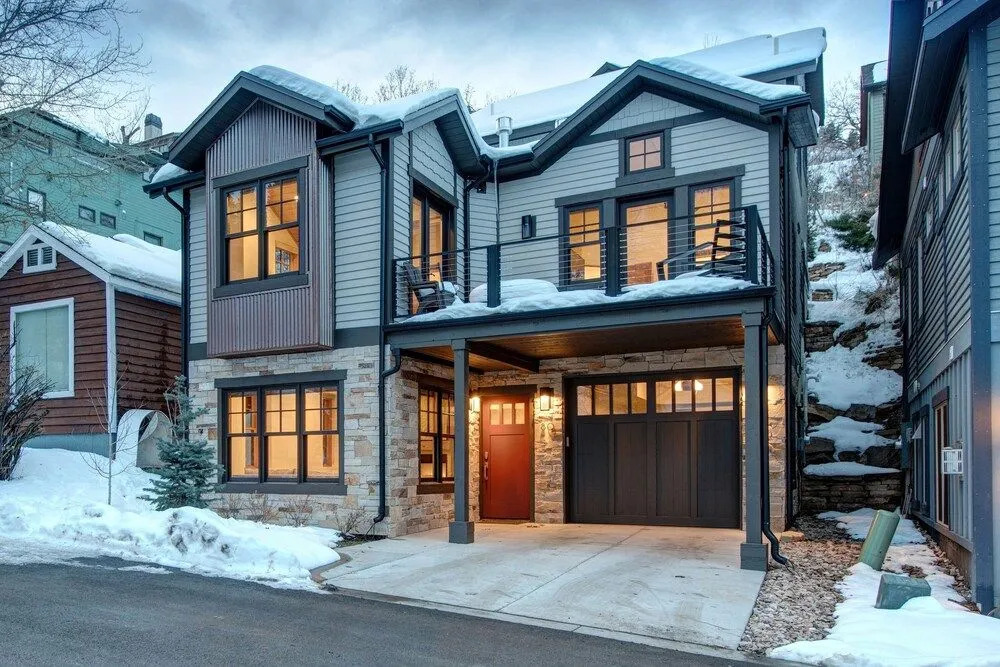 Old Town Masterpiece 6 Bedroom Home by RedAwning