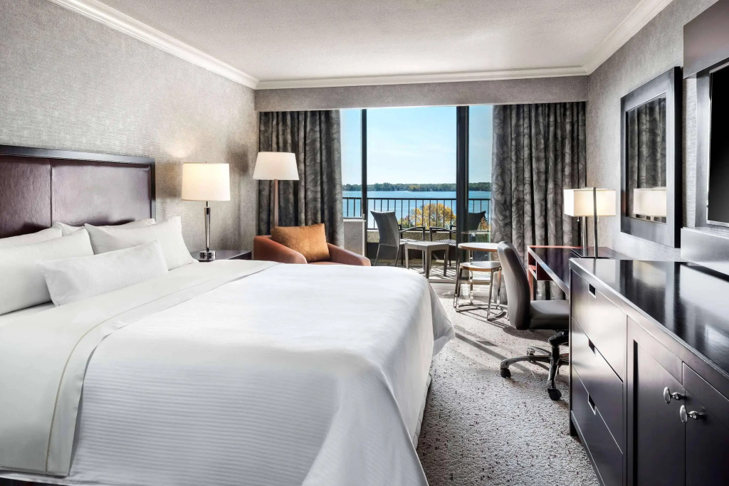 The Westin Harbour Castle, Toronto
