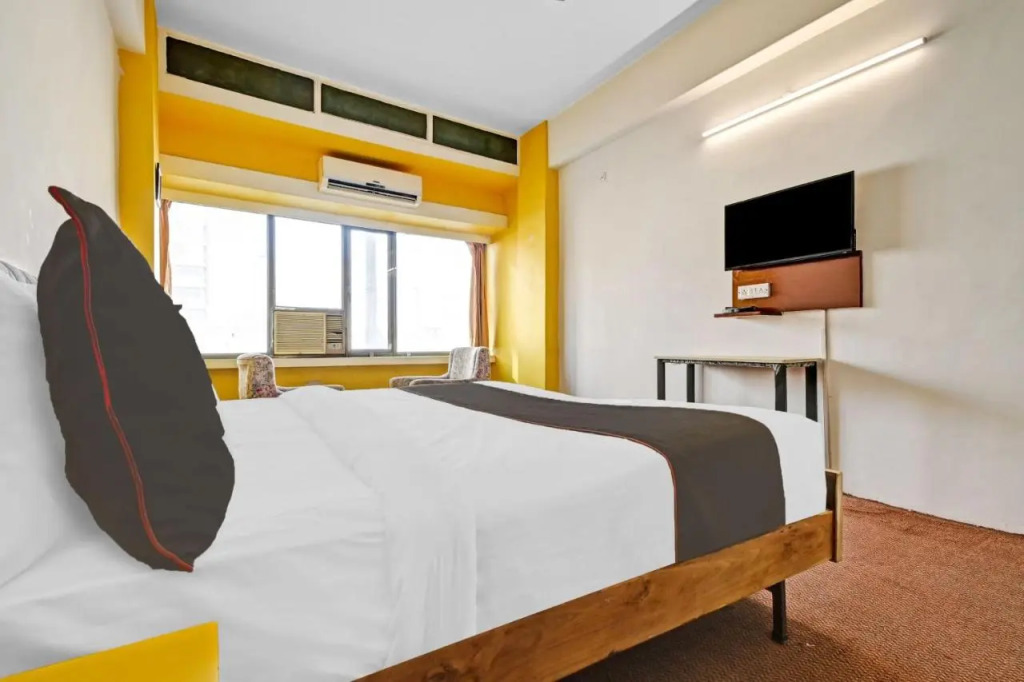 Collection O 86522 Hotel Staybridge Suites