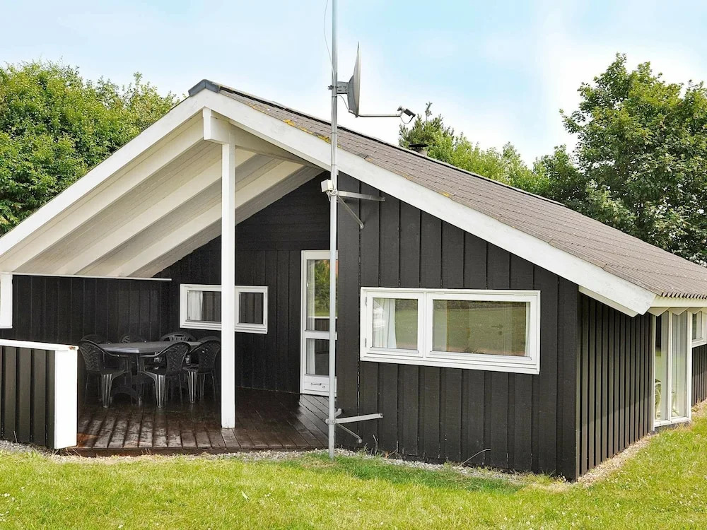 Pet Friendly Home In Juelsminde With Sauna
