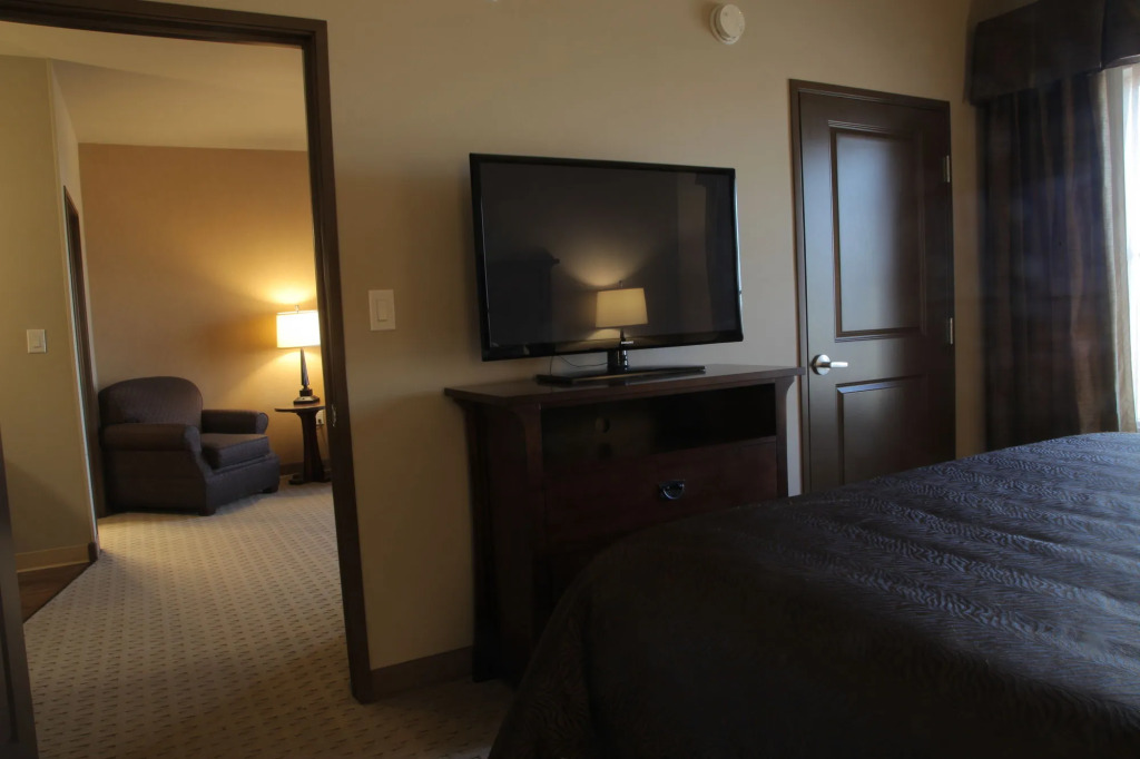 Teddys Residential Suites Watford City
