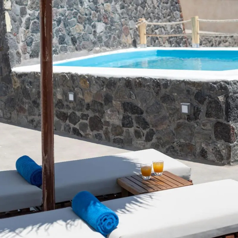 White Dream Suites