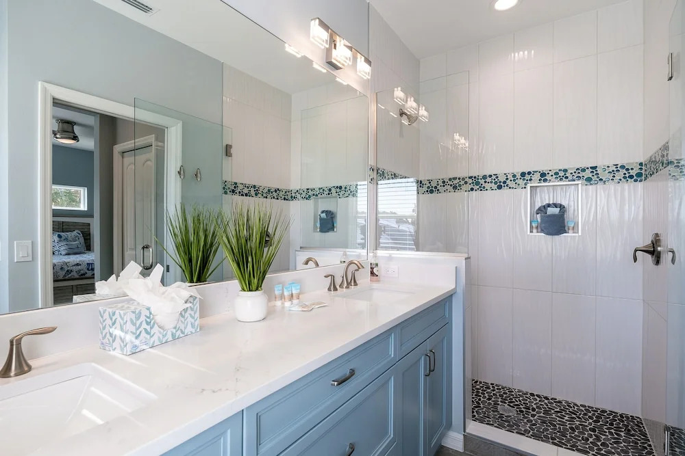 233 Delmar Avenue - Beautiful Private Pool Home 3 Bedroom Home by RedAwning