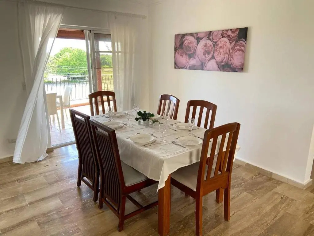 2 Rooms, 4 Beds, Pool, 5min Beach White Sand
