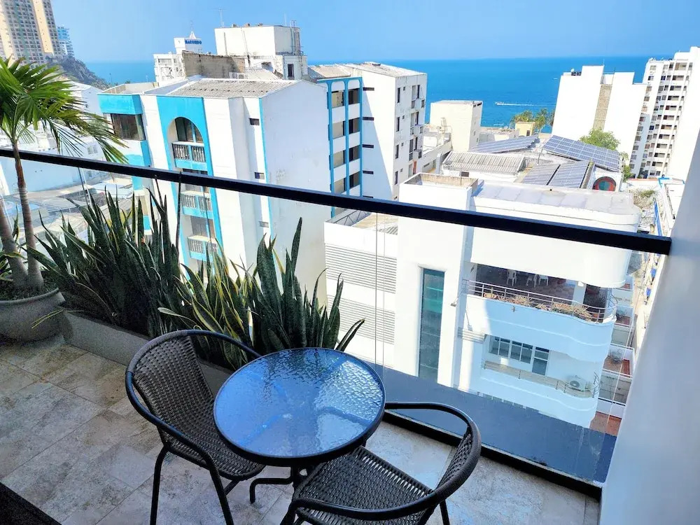 Apartasuites VITA 945 RODADERO - By Bedviajes