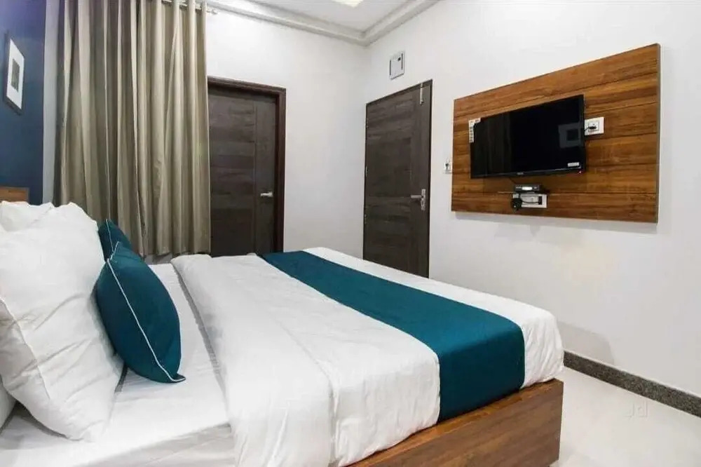 Kashvi Rooms