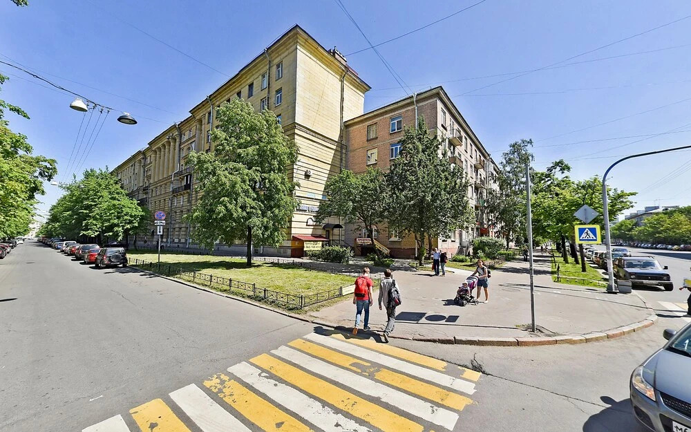 AG Apartment Aviatsionnaya 13