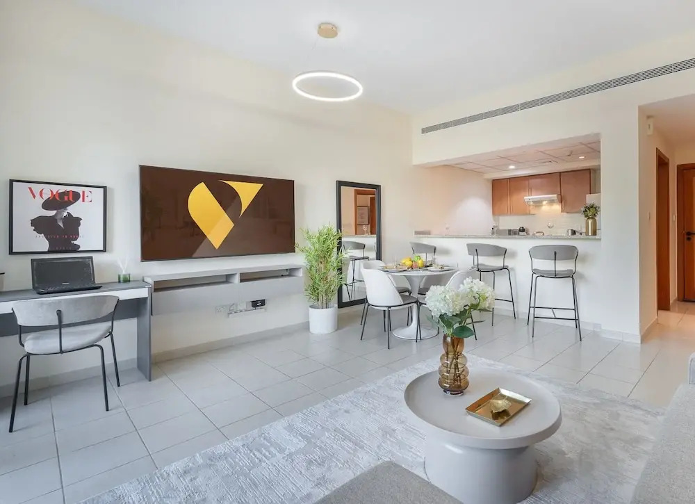 Vogue | Al Dhafrah 2 Greens near Mall of Emirates