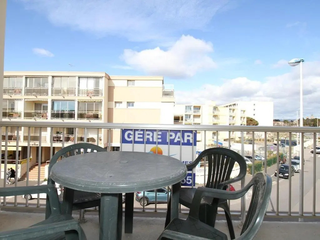 Appartement Balaruc-les-Bains, 1 pièce, 2 personnes - FR-1-553-99