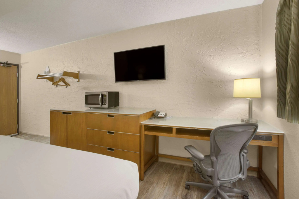 Rodeway Inn