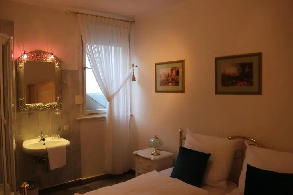 Hotel & Restaurant Pension Bei der Post