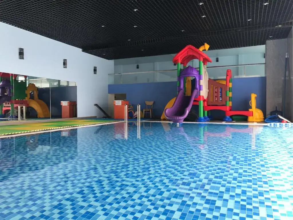 Premium Beach Condotel 3