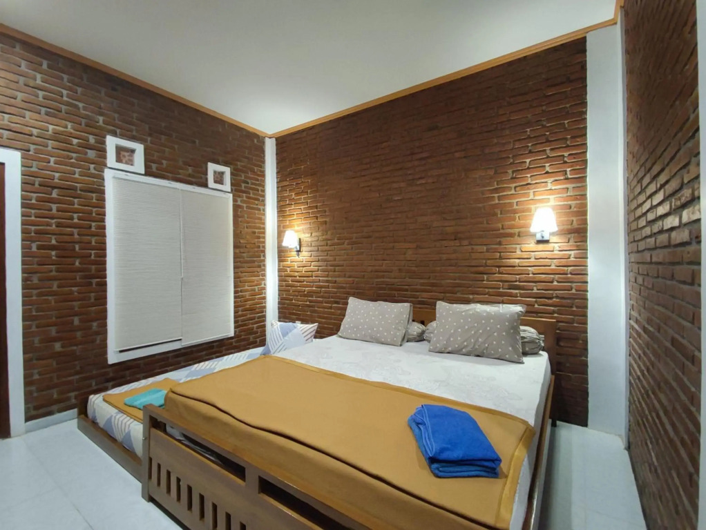 Genthong Homestay