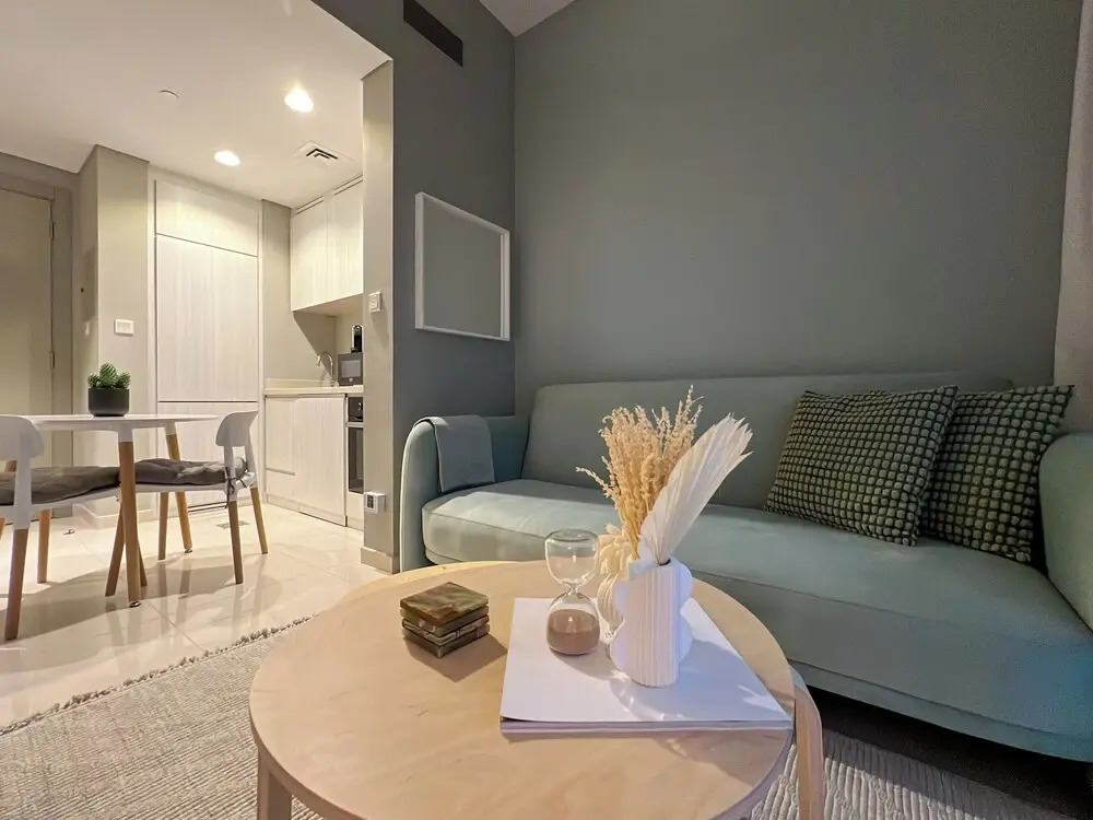 1BDR apartment With Pool View