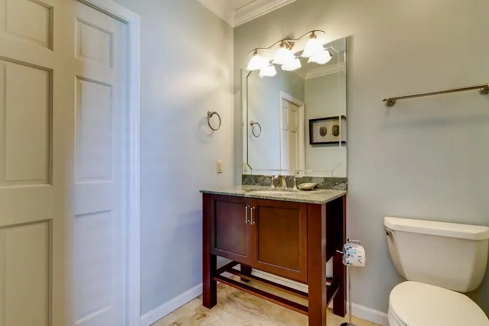 124 North Forest Beach Court
