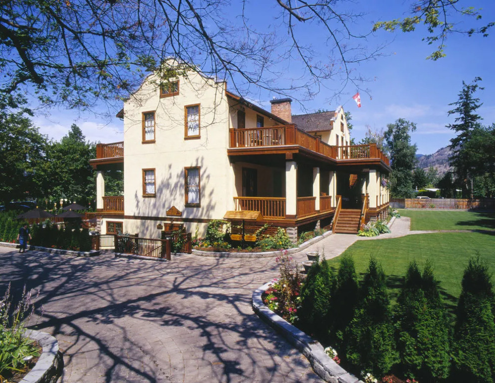 Naramata Heritage Inn & Spa