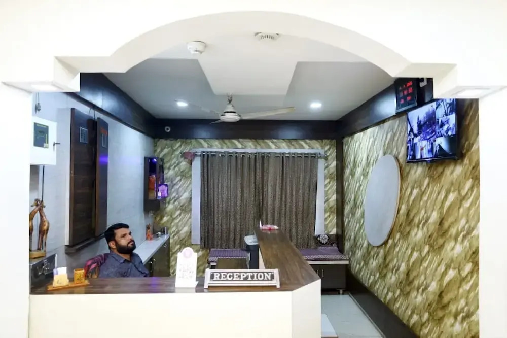 Hotel Satluj Guest House