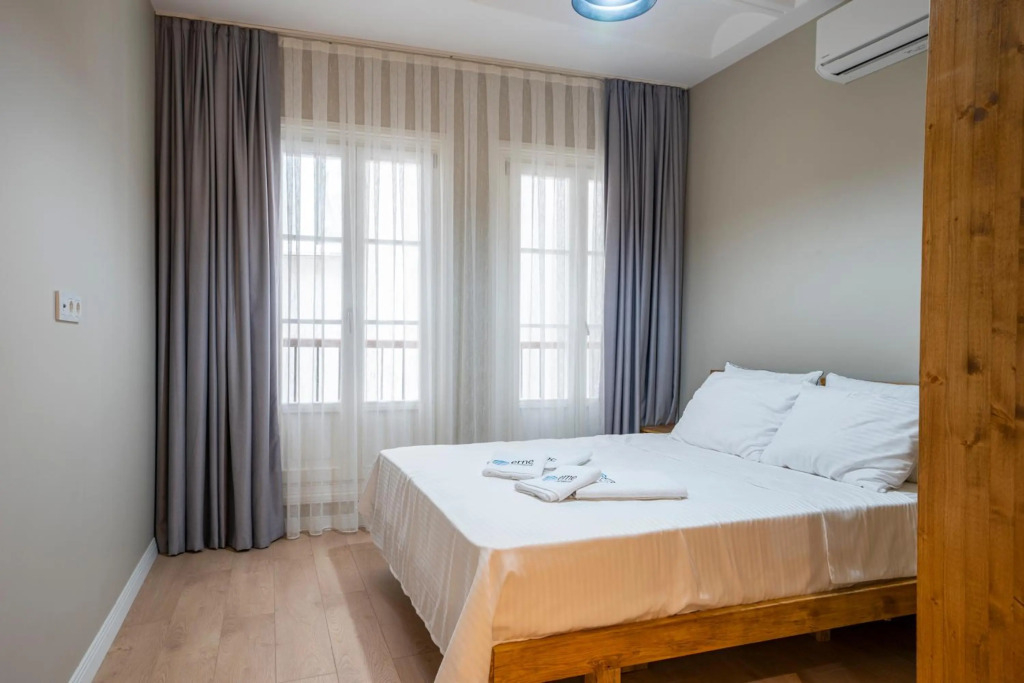 Historic 1 Bedroom Galata Apt-Heart of Istanbul Kuledibi 2