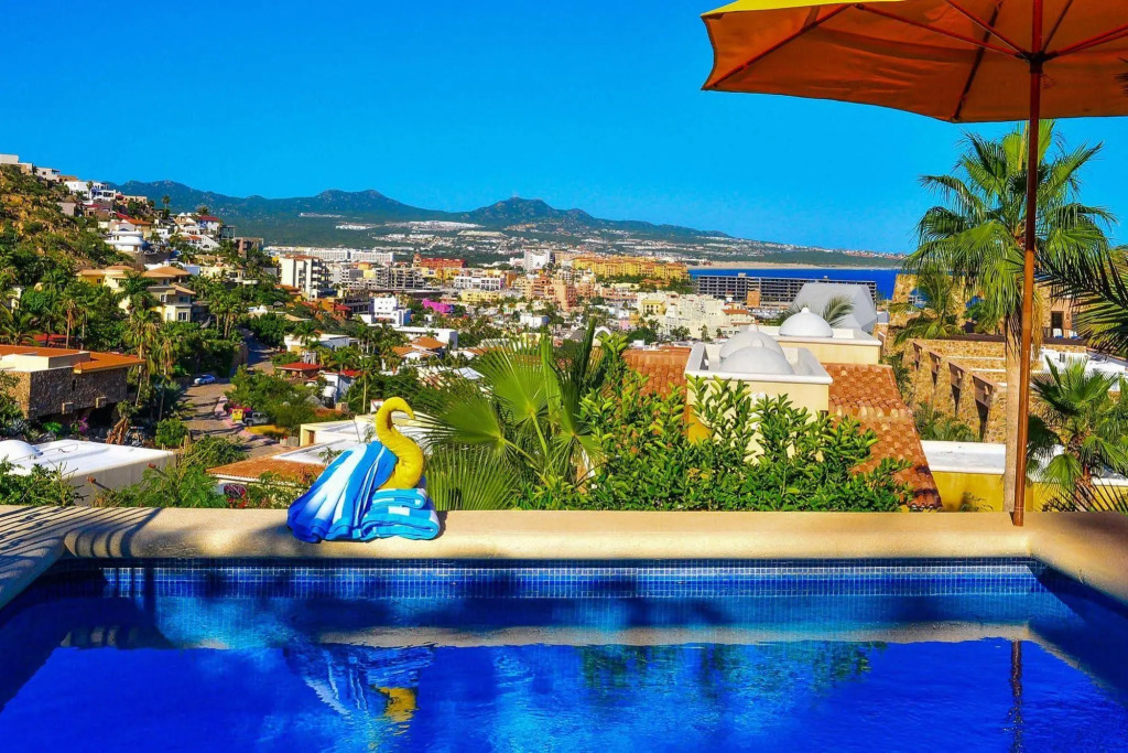 Villa los Geckos by Cabo Villas