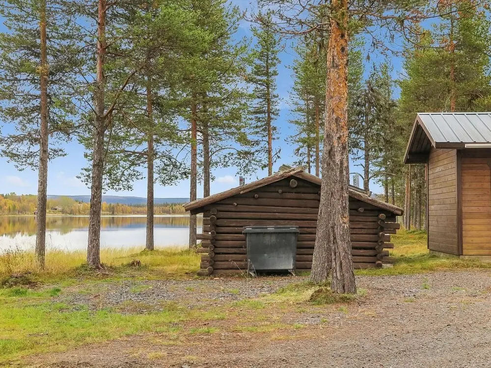 J Rvenp Muonio in Muonio
