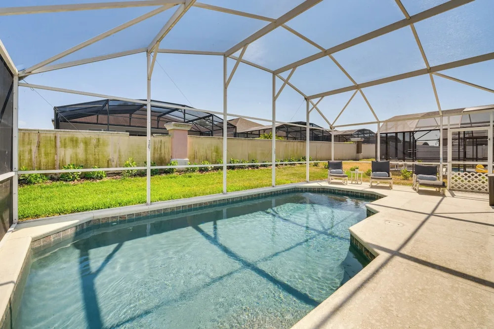11 Mi to Wdw: Kissimmee House w/ Private Pool!