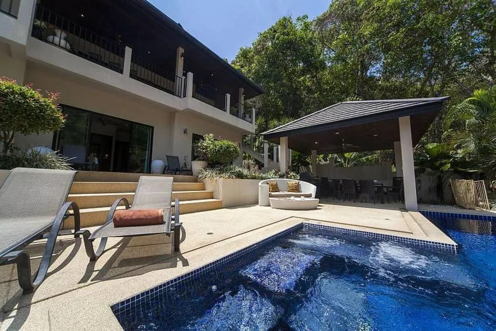 Villa Ploi Attitaya 6 Bed 2 Storey Villa Near Nai Harn Beach